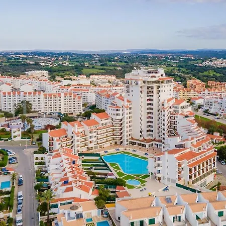 Vila Magna W/ Pool By Lovelystay Apartment *